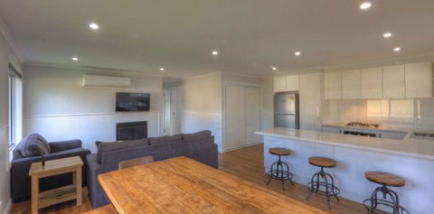 Yarrawonga Holiday Park - Casino Accommodation 1