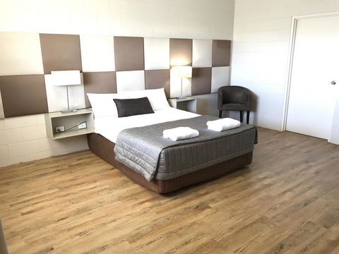 Yongala Lodge By The Strand - Holiday Sydney 3