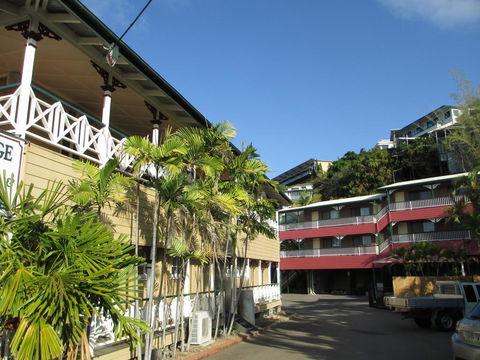 Yongala Lodge By The Strand - Holiday Sydney 1