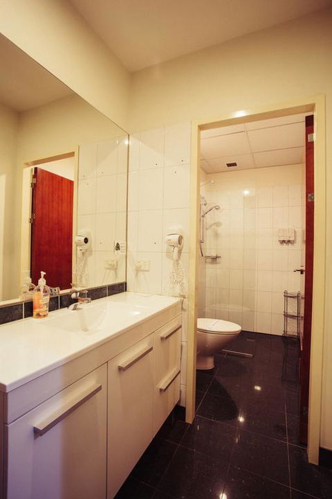 YTI Garden Hotel - Holiday Sydney 3