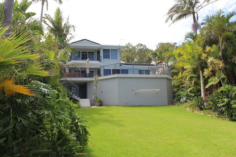 Zaffiro Beach House - Car Rental 0