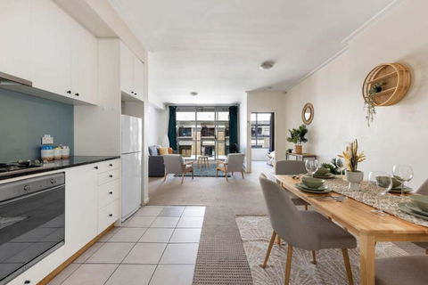 A Plush & Comfy Apt Right Next To Darling Harbour - Accommodation Airlie Beach 3