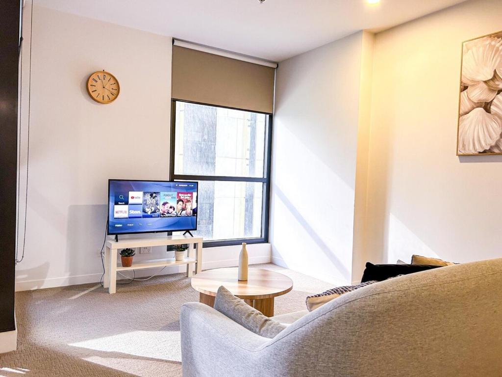 Abeckett St 1br1ba Studio Wifi Balcony - thumb 2