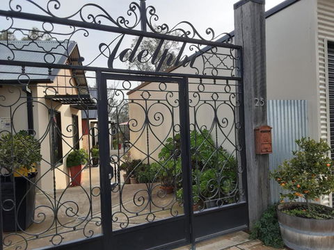 Adelphi Apartment 2- Poolside Or Apartment 2A- King Studio - Accommodation Australia 1
