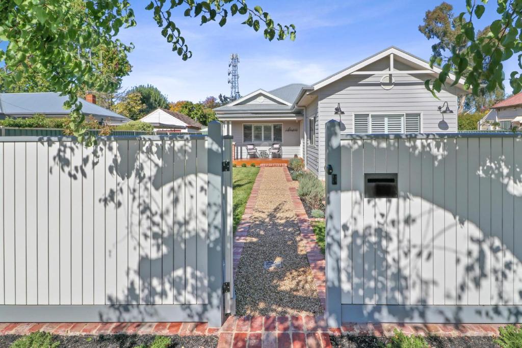 Ailsafield - Home In The Heart Of Mansfield - thumb 0