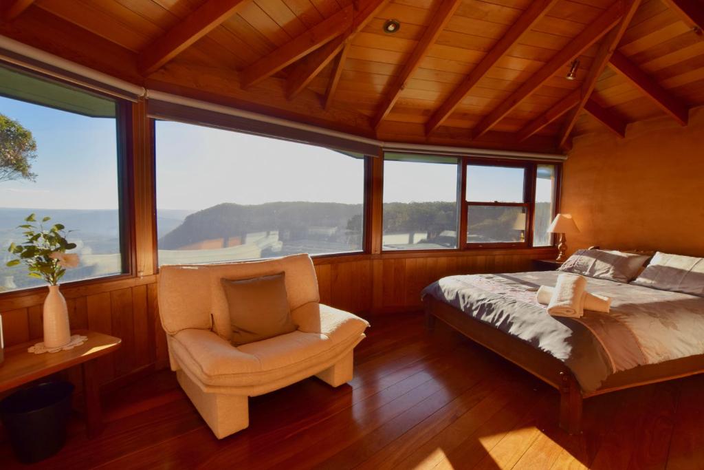 Amaroo Mountaintop Villa - thumb 3