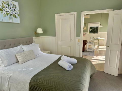 Apple Tree Cottage - WA Accommodation 2