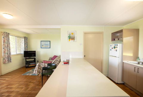 ARCADIA -Straddie Original 3 Bedroom House With Ocean Views - Accommodation Australia 2