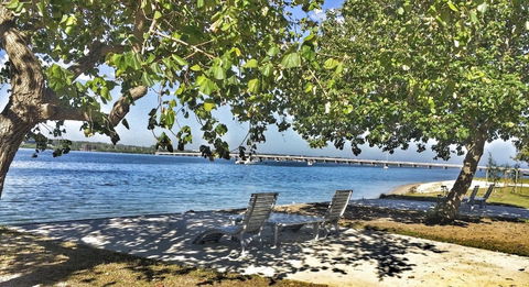 Pet Friendly Cottage In The Heart Of Bribie - Wirraway St, Bongaree - WA Accommodation 3