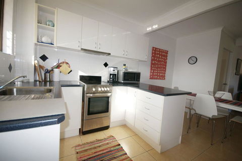 Bird Song - WA Accommodation 11