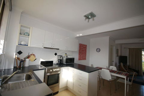 Bird Song - WA Accommodation 10