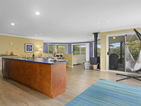 1 Bennett Court - Holiday Melbourne 2