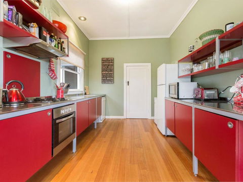 BEACHSIDE GETAWAY DROMANA - Carnarvon Accommodation 2