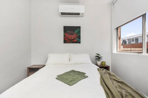 Bedford House - CBD Location, Sleeps 6 - Wagga Wagga Accommodation 3