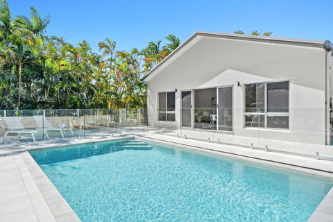 Belle Escapes Sea La Vie 100 Meters To Beach - Carnarvon Accommodation 1