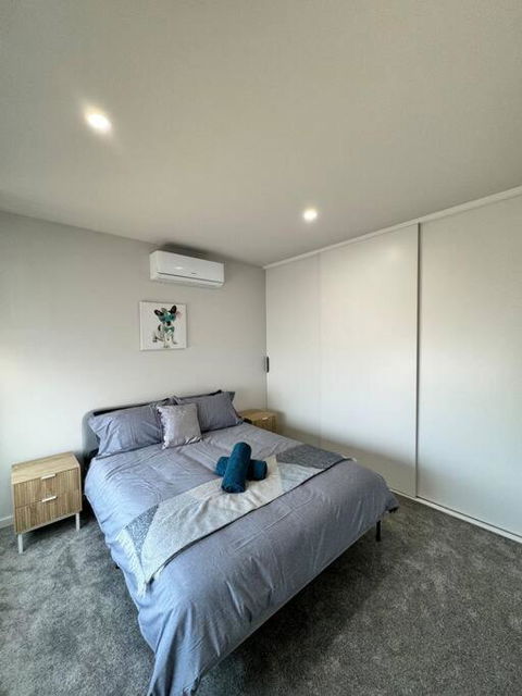 Bespoke Family Sanctuary - Carnarvon Accommodation 3
