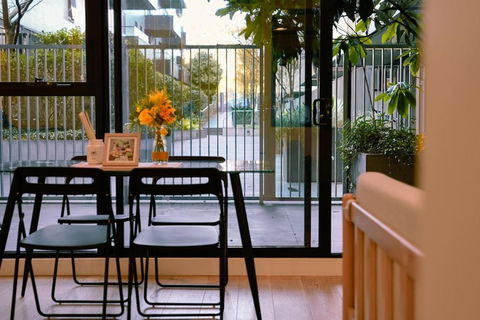 Botanica - Simply Perfect Balwyn 1BR Home Base - Holiday Melbourne 0