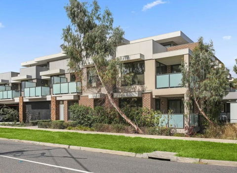 Boutique Heidelberg Heights 2BR Apartment - G01 - Holiday Melbourne 0