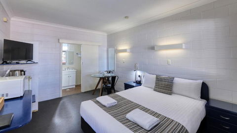 Castlereagh Lodge Motel - WA Accommodation 1