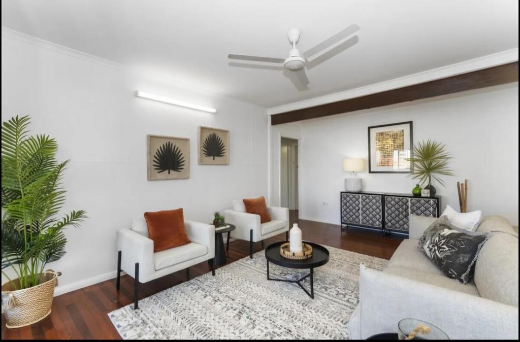 Chic Cottage on Castle Hill