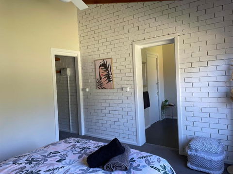 Close To Coast & Bellarine Peninsula - Wagga Wagga Accommodation 4