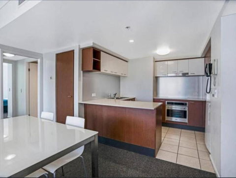 Coastal Charm At Chevron Towers - Wagga Wagga Accommodation 4