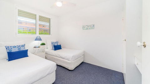 Craigmore On The Beach Unit 10 - Holiday Melbourne 4