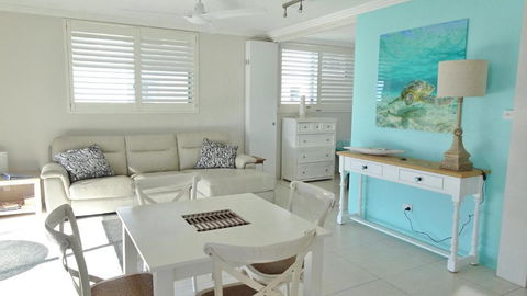 Craigmore On The Beach Unit 12 - Holiday Melbourne 4