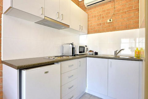 Cranbourne Motor Inn - Holiday Melbourne 2