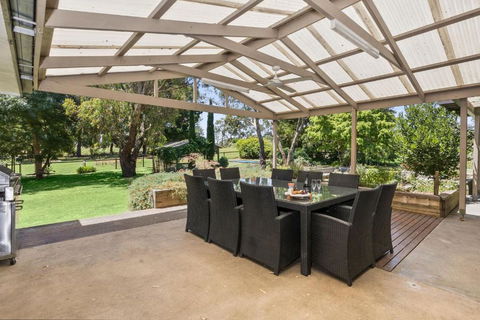 Creating Memories On Wyndham - Sleeps 16! - Holiday Melbourne 3