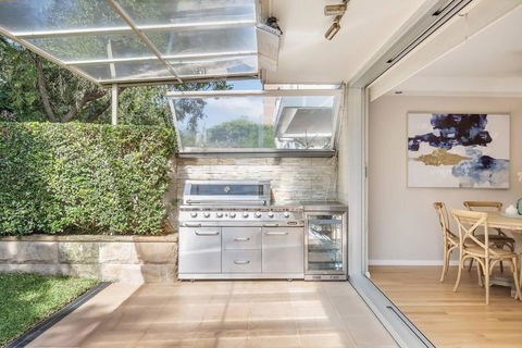 Cremorne Garden Oasis - A Flawless Harbourside Home - Holiday Melbourne 4