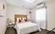 Cute & Cheerful! Close To CBD & Gorgeous Parkland! - thumb 2