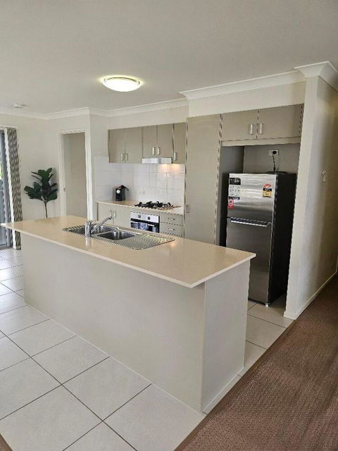 Cute & Cosy With Great Location - Holiday Melbourne 4