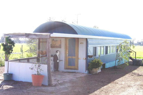 Cranbrook Railway Carriage - Holiday Melbourne 0