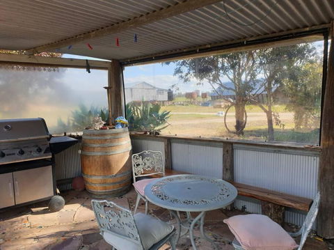 Cranbrook Railway Carriage - Holiday Melbourne 4