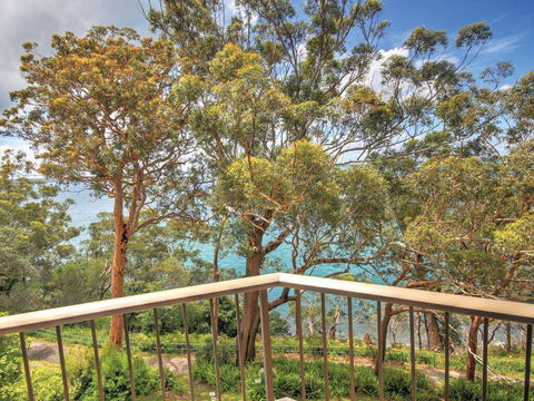 4 'Skyline' 12 Thurlow Avenue - Air Conditioned & WIFI - Accommodation Australia 1
