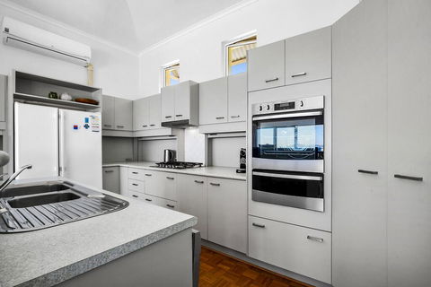 40 Pelican Street - Accommodation Australia 2