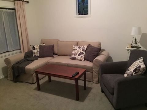 5301 B&B - Caravan Park Accommodation 3