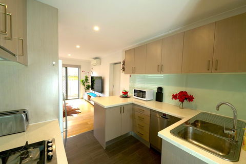 A Cozy 3BRM House At Doncaster - Carnarvon Accommodation 1