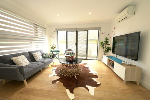A Cozy 3BRM House At Doncaster - Carnarvon Accommodation 0