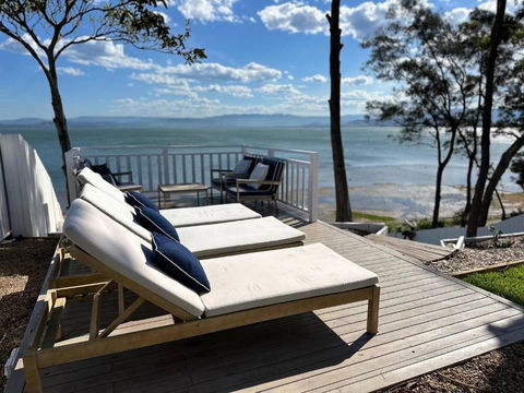 Dreamy Lake Retreat Sunsets - Holiday Sydney 3