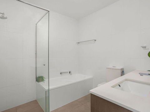 Ebbtide 38 On The Beach - Accommodation Australia 4