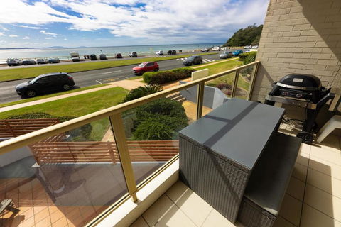 Ebbtide, Unit 04, 2-6 North Street - Accommodation Australia 4