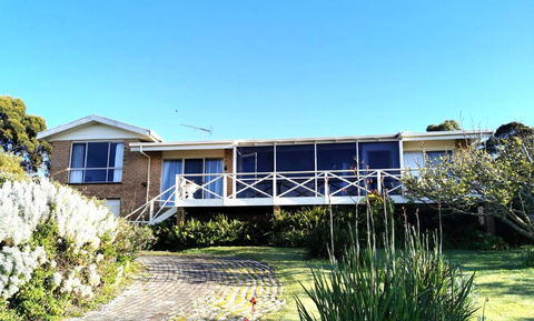 Flinders Island Masters Quarters - Lady Barron - Victoria Tourism 0
