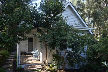 Fern Falls Cottages - Fern Cottage with Mount Gambier Accommodation