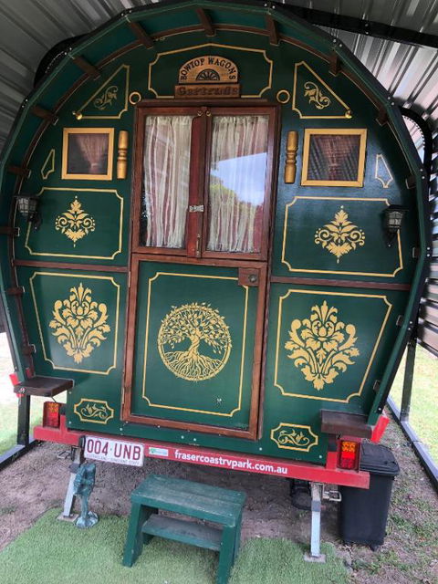 Gertrude Gypsy Wagon River Heads - Holiday Sydney 1