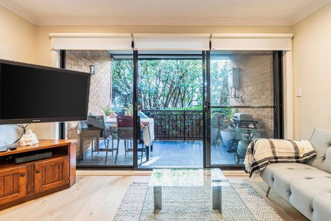 Funda Place - Leafy Hideout In Northern Beaches - Caravan Park Accommodation 3