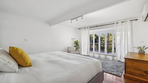 Garden Spa Villa - Holiday Sydney 1