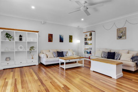 Gardners Ridge Estate - Holiday Sydney 4