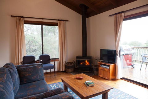 Geebung Cottage - Accommodation Australia 3